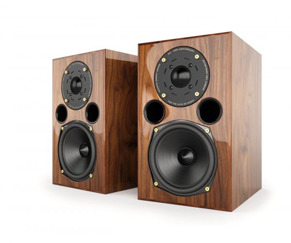 AE1-40th-Anniversary-Walnut-White-Background-scaled-1